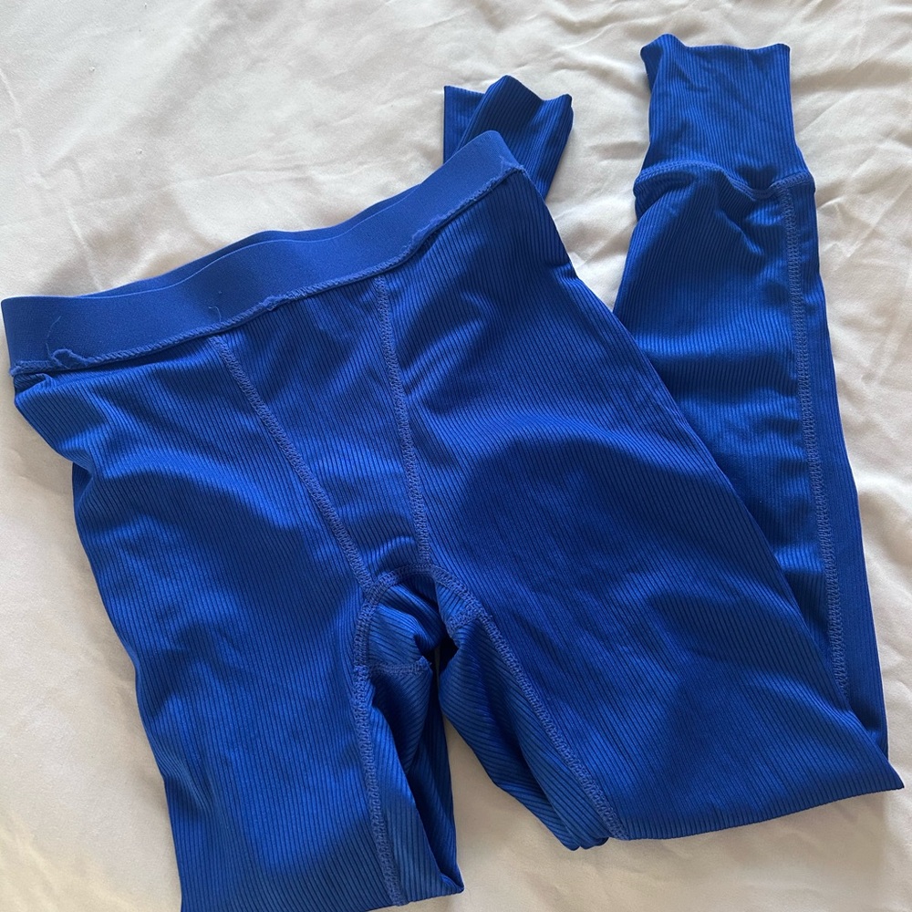 SKIMS Blue High-Waisted Leggings